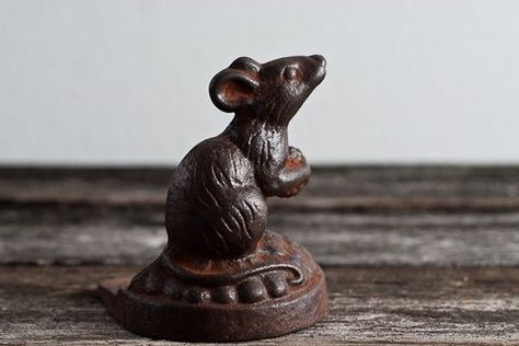 Cast iron humble mouse doorstop Mouse Doorstop, Mouse Door, Bathroom Upstairs, Cinderella Mice, Cast Iron Doorstop, Door Stoppers, Country Things, Pen Art Drawings, Ganesh Images