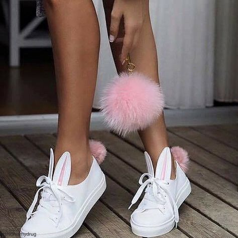 Don't you want them? #hitlike Bunny Sneakers, Bunny Shoes, 일본 패션, Kawaii Shoes, Diy Shoes, Dream Shoes, Photo Instagram, Shoe Game, White Sneakers