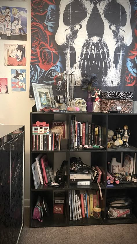 Goth Shelves Decor, Slipknot Themed Bedroom, Emo Bookshelf, Grunge Shelf Decor, Metalhead Room Aesthetic, Rock Star Room Aesthetic, Punk House Decor, Emo Y2k Room, 2000s Grunge Room