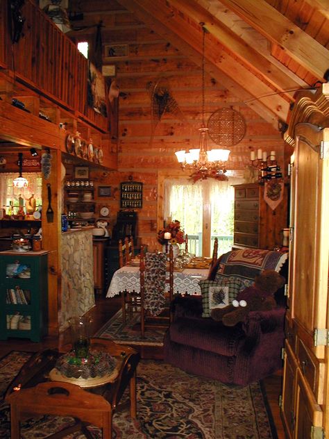 Appalachian Grandma Aesthetic, Appalachian House Aesthetic, Appalachian Home Decor, Dark Appalachian Aesthetic, Appalachian Core, Appalachian Decor, Appalachian Gothic Aesthetic, Appalachian Aesthetic, Appalachian Home