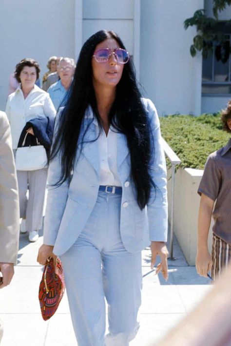 70s Cher, Young Cher, Cher 70s, Cher Fashion, Cher Costume, Meat Dress, Cher Outfits, Cher Photos, Turn Back Time