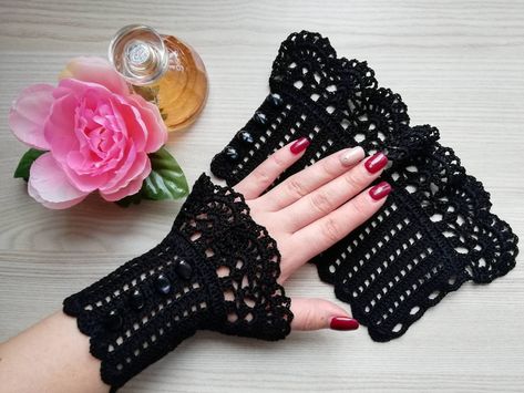 Crochet Lace Gloves, Crochet Cuffs, Prom Gloves, Crochet Mens Hat, Fingerless Gloves Crochet Pattern, Crochet Baby Beanie, Cotton Jewelry, Crochet Hat For Women, Lace Bracelet