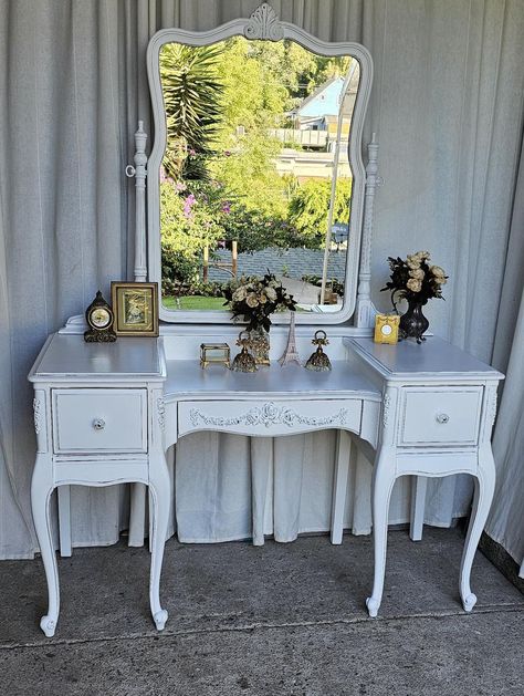 Shipping for this item is not FREE, please read all the shipping specifications as this listing is offered as a FREE LOCAL PICK UP ONLY in Los Angeles Ca 90026  area!.  Please feel free to provide your zip code for an accurate shipping cost /rate if you're located outside the Free shipping range. French Provencial Beautiful Make up vanity table with detachable Cheval mirror . This Romantic piece of furniture was manufactured during  the 1940's . Solid Walnut wood, glass pulls complement the two French Vanity Table, Vintage White Vanity, Unique Vanity Ideas, White Vintage Vanity, White Vanity Makeup, Vanity Table With Mirror, French Provencial, French Vanity, Paris Rooms