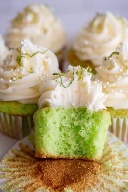 Key Lime Recipes, Coconut Sheet Cakes, Lemon Icebox Cake, Key Lime Cupcakes, Cake Mix Cupcakes, Box Lemon Cake, Key Lime Cake, Lime Cupcakes, Gooey Butter Cookies