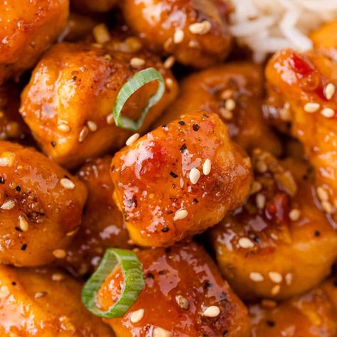 Sweet Chili Chicken Chicken Sweet Chili Sauce, Chili Sauce Chicken, Sweet Chili Sauce Chicken, Sweet Fire Chicken, Chicken Breast Instant Pot, Sesame Beef, Sweet Chili Chicken, Fire Chicken, Thai Chili Sauce