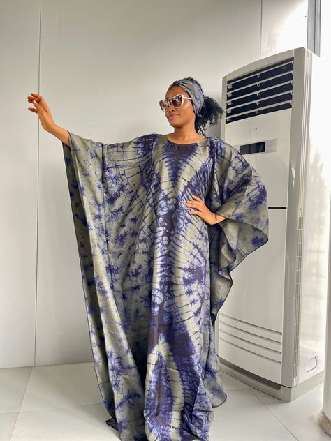 Boubou Styles For Women, Bubu Gown Styles, Ladies Tops Blouses, Chic Dress Classy, African Print Dress Ankara, African Inspired Clothing, Mode Abaya, African Fashion Modern, Elegant Dresses Classy