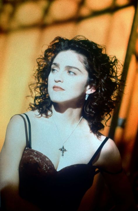 Madonna’s costume designer explains the look behind one of the singer’s most controversial music videos, “Like a Prayer.” Madonna Like A Prayer, Mary Lambert, Madonna 80s, Madonna Photos, Lady Madonna, A Prayer, Material Girls, Pop Star, Marilyn Monroe