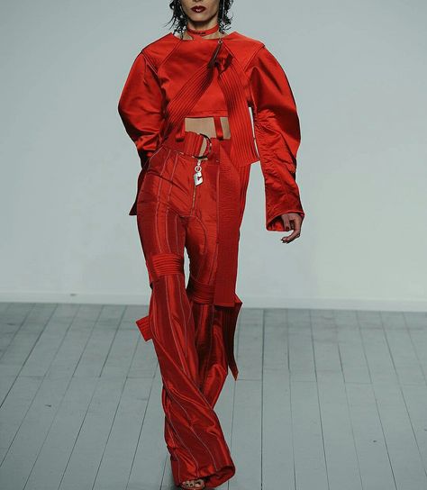 Monochrome Red Outfit, Red Fashion Aesthetic, Akira Core, Red Monochromatic Outfit, Red Monochrome Outfit, Scifi Outfit, Red Mood Board, Trap Girl, Red Monochromatic