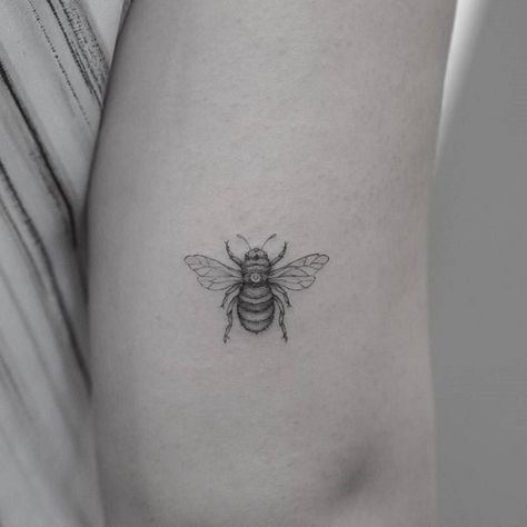 Bumblebee Tattoo, Moth Tattoos, Paper Plane Tattoo, Bee Tattoos, Bumble Bee Tattoo, Bee Family, Sailor Moon Tattoo, Back Of Neck Tattoo, Sting Like A Bee