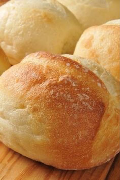 French Bread Rolls, Baguette Recipes, Pudding Recept, Pudding Bread, Puding Roti, Bread Rolls Recipe, Homemade Breads, Recipes Bread, Biscuit Rolls