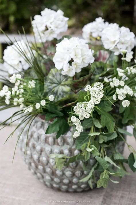 White Geraniums Planters, White Flower Pots Front Porch, Front Porch Planters Fake Plants, White Flowers In Pots Planters, White Flower Planters, Front Porch Planters Faux Plants, Faux Flowers Outdoor Planter, Flower Pots With Ferns And Flowers, Faux Outdoor Plants