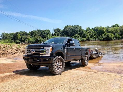 Bubba Truck, Ford Super Duty Trucks, New Ford Mustang, Nice Trucks, Super Duty Trucks, Armored Truck, Ford Mustang Shelby Gt500, Powerstroke Diesel, Latest Car