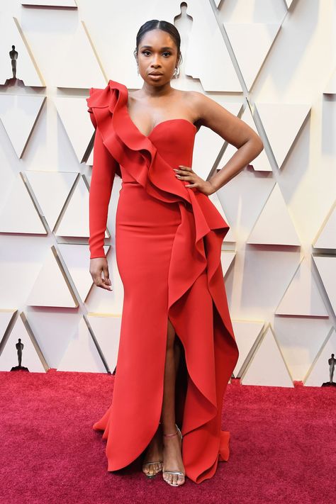 All Oscars 2019 Red Carpet Celebrity Dresses & Looks - Celebrities at Academy Awards Red Carpet Dresses 2019, Glitzy Dress, Oscars Red Carpet Dresses, Academy Awards Red Carpet, Oscars Red Carpet, Lisa Bonet, Sonakshi Sinha, Dior Haute Couture, Kendall Jenner Outfits