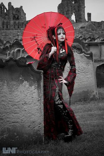 Gothic Geisha | Flickr - Photo Sharing! Gothic Geisha, Geisha Photo, Whitby Goth Weekend, Gothic Photography, Cyberpunk Girl, Goth Look, Gothic Clothes, Gothic Rock, Gothic Steampunk