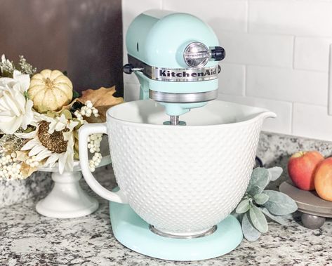 KitchenAid Hobnail Bowl Unboxing, Review, & My Current Bowl Collection! Kitchenaid Appliances, Pastel Interior Design, Major Kitchen Appliances, Kitchen Aid Appliances, Pastel Interior, Countertop Appliances, Kitchenaid Stand Mixer, Kitchen Appliance, Kitchen Aid Mixer