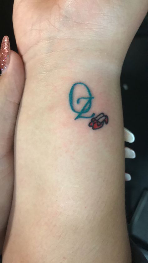 Wizard Of Oz Tattoos For Women, Dorothy Tattoo Wizard Of Oz, Tiny Wizard Of Oz Tattoo, Glinda The Good Witch Tattoo, Wizard Of Oz Tattoo Simple, The Wizard Of Oz Tattoos, Wizard Of Oz Tattoo Ideas, Wizard Of Oz Tattoo, Oz Tattoo