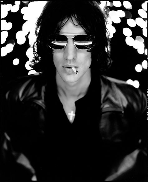 Kevin Westenberg – Snap Galleries Limited Kevin Westenberg, Richard Ashcroft, Pete Doherty, Pj Harvey, Massive Attack, Paul Weller, Luther Vandross, The Verve, Music Photographer