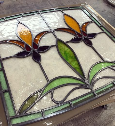 Craftsman Stained Glass Panels, Victorian Stained Glass Panels, Antique Stained Glass Windows, Diy Stained Glass Window, Stained Glass Studio, Window Stained, Stained Glass Patterns Free, Stained Glass Light, Stained Glass Door