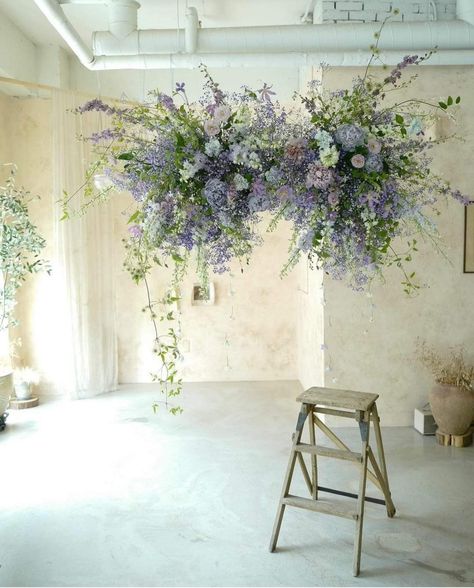 Hanging Flower Arrangements, Flower Chandelier, Flower School, Flower Installation, Floral Chandelier, Floating Flowers, Wedding Ceremony Flowers, Garden Artwork, Garden Art Projects