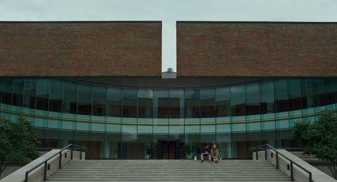 Stills from Columbus movie by Kogonada Columbus Kogonada, Columbus Movie, Columbus 2017, Wolf Inspiration, Beautiful Cinematography, City Of Columbus, Hollywood Tower, Modernist Architecture, Miller Homes