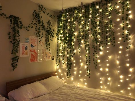 Boho Ivy Bedroom, Ivy Wall Bedroom Led Lights, Bedroom Lights And Vines, Light And Vine Wall, Ivy Room Decor Ceiling, Curtain Lights And Vines Bedroom, Vines And Curtain Lights, Vines Lights Bedroom, Leaves On Wall Decor Aesthetic