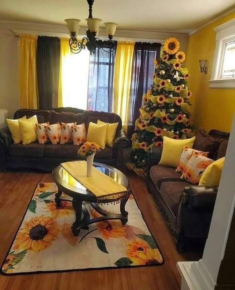 Sunflower Living Room Decor, Decor With Sunflowers, Dirty Kitchen Design, Sunflowers Decor, Sunflower Theme, Sunflowers And Daisies, Elegant Living Room Decor, Retro Interior Design, Chill Room