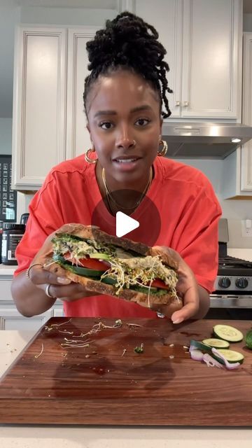 Tuna Cado Sandwich, Tunacado Sandwich, Tuna Sandwich Recipes, Chickpea Tuna, Tuna Sandwich, Tuna Recipes, Chickpea Recipes, Sandwich Recipes, Meal Prep