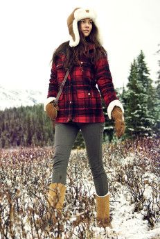 Woman Lumberjack, Lumberjack Fashion, Lounging At Home, Lumberjack Style, Lumberjack Plaid, Winter Cabin, Lumberjack, Style Profile, Winter Looks