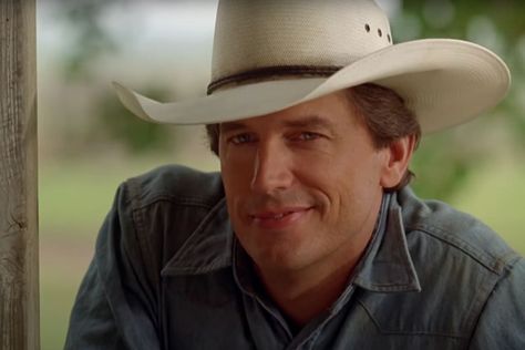 Pure Country Movie, George Strait Pure Country, Rory Calhoun, Victor Victoria, Pure Country, Houston Rodeo, Jake Owen, Country Musicians, Chris Young