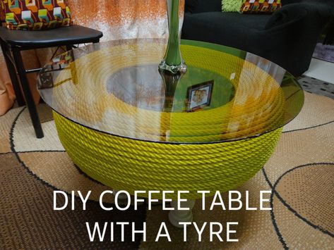 DiY coffee table with car tyre,rope and glass top. Tire Ideas, Make A Coffee Table, Tire Table, Glam Coffee Table, Tire Craft, Tire Furniture, Weird Furniture, Diy Furniture Videos, Made Coffee Table