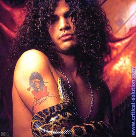 Slash's tattoo Saul Hudson, Axl Rose, I'm With The Band, Mötley Crüe, Linkin Park, Guitar Player, Man Alive, Pictures Images, The Duff