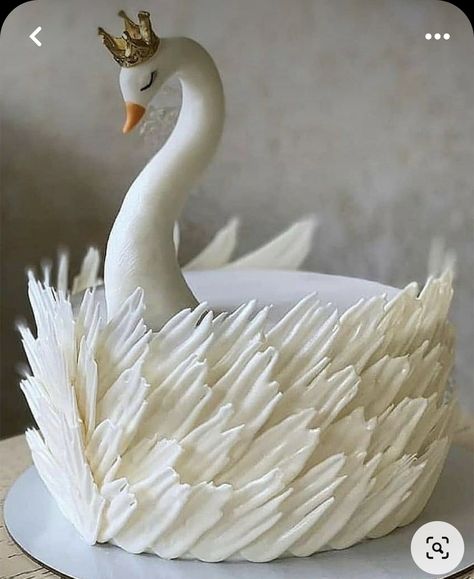 Animal Cake Ideas, Swan Party, Swan Cake, Animal Birthday Cakes, Flamingo Cake, Cool Cake Designs, Animal Cakes, Animal Cake, Crazy Cakes