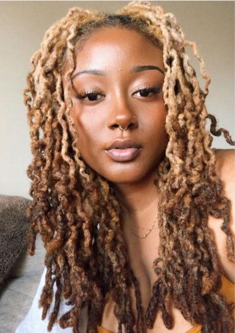 Pin on Color for me Summer Loc Colors, Short Blonde Locs, Blonde Locs Black Women, Loc Colors, Blonde Locs, Lock Styles, Crochet Locs, Short Locs, Loc Hairstyles