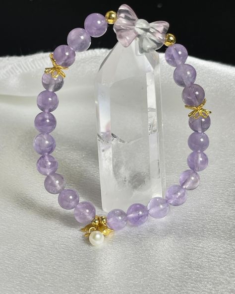 ✨ Embrace Calm & Balance ✨ Introducing our stunning Lavender Amethyst Bracelet – a blend of beauty and serenity. 💜🌿 Known for its soothing energy, this bracelet not only enhances your style but also brings balance, clarity, and calm into your life. 🔮 Benefits of Amethyst: • Promotes relaxation & peace • Strengthens intuition • Protects against negative energy Add this elegant piece to your collection and carry its calming vibes wherever you go! 🕊️ #LavenderAmethyst #HealingCrystal #Ca... Benefits Of Amethyst, Lavender Amethyst, Amethyst Bracelet, Negative Energy, Relaxation, Lavender, Amethyst, Benefits, Bring It On