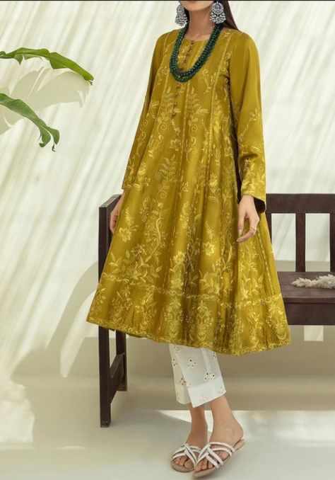 Winter Frocks For Women Pakistani, Pakistani Frocks Casual Cotton, Pakistani Textiles, Winter Frock Design, Pakistani Frocks, Frock Ideas, Frock Style, Simple Kurta Designs, Frock For Women