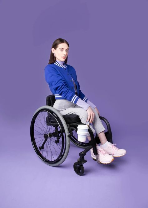 Wheelchair Fashion, Wheelchair Women, Wheelchair Accessories, Wheel Chair, Adaptive Clothing, Fashionable Accessories, Traditional Fashion, Teen Vogue, New Line