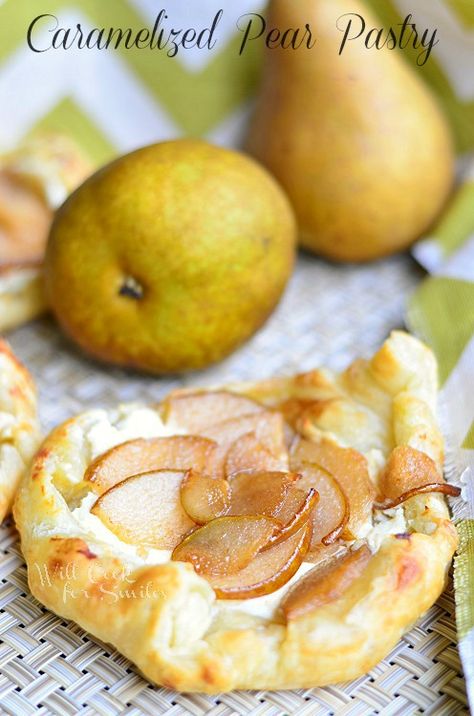 Carmelized Pears, Caramelized Pear, Will Cook For Smiles, Pear Recipes, Breakfast Pastries, Pastry Recipes, How Sweet Eats, Eat Dessert, Puff Pastry