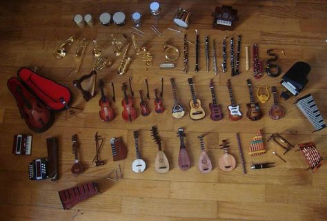 Miniature toy musical instrument collection (by Peter's_Toys, via Flickr) Small Musical Instruments, Tiny Instruments, Miniature Instruments, Homemade Instruments, Toy Musical Instruments, Teacup Puppies For Sale, Tiny Furniture, Magazine Collection, Miniature Diy