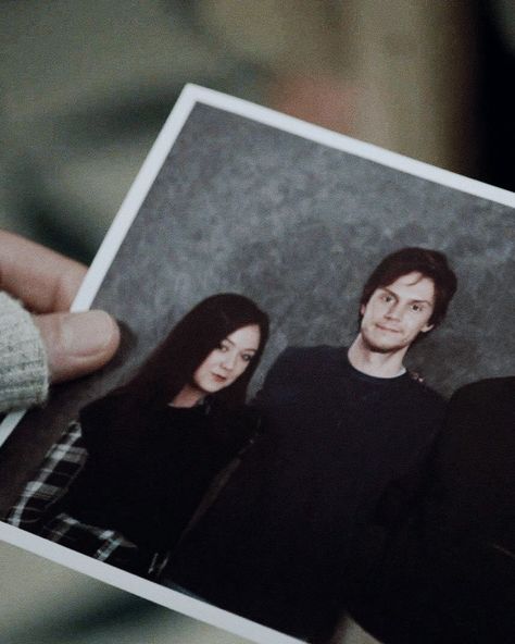 Kai Anderson Brown Hair, Winter Anderson, Lawrence Gordon, American Horror Story Cult, Anderson Aesthetic, Kai Anderson, Ahs Cult, American Horror Story 3, Evan Thomas