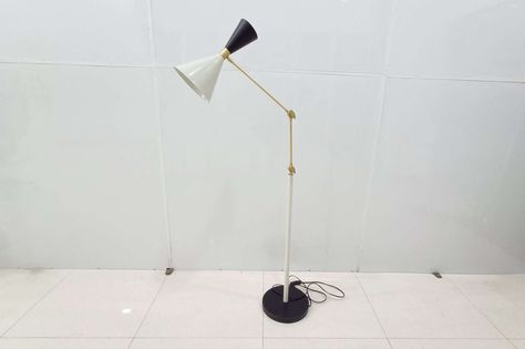 Attract Good Things, Gooseneck Floor Lamp, Beautiful Floor Lamps, Corner Floor Lamp, Stand Lamp, Lamp With Shade, Lamp Industrial, Lamp Stand, Floor Lamp Shades