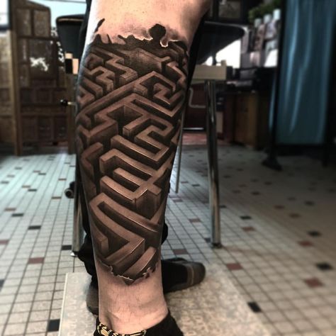 Maze Runner tattoo Maze Tattoo Design, Labyrinth Maze Tattoo, Maze Tattoo Ideas, Maze Tattoo Labyrinth, Maze Runner Tattoo, Labyrinth Tattoo Ideas, Minotaur Tattoo, Maze Tattoo, Smiley Dog