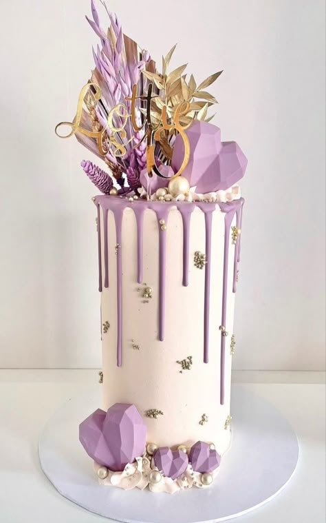 Tall Cakes Design, Tall Birthday Cakes For Women, Tall Cake Designs Birthday, Purple Drip Cake, Purple Cake Designs Birthday 2 Tier, Purple Cake Ideas Birthday Simple, Luxury Cakes Birthday For Women, Tall Cake Designs, Purple White And Gold Birthday Cake