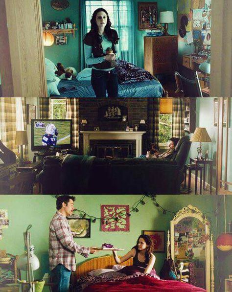 Twilight House, Stephenie Meyer Books, Movie Bedroom, Submarine Movie, Charlie Swan, Twilight Quotes, Twilight 2008, Twilight Saga Series, Twilight Cast