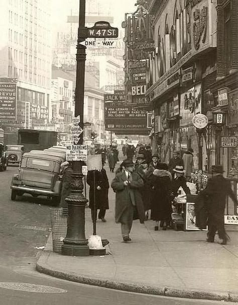 1930's new york | New York City, 1937 | 1930's Rotten Apple, Nyc History, Vintage Nyc, New York Vintage, New York Pictures, Midtown Manhattan, Vintage New York, Concrete Jungle, New York State