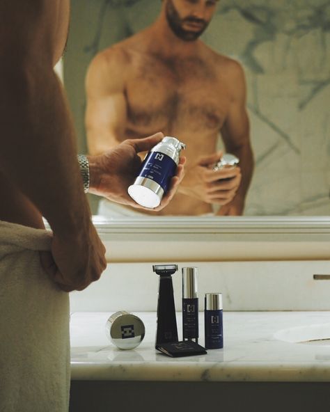 Skin Care Men Photoshoot, Male Product Photography, Mens Product Photography, Man Skincare, Shave Care, Male Skincare, Skincare Shoot, Soap Photography, Men Skin Care