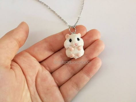 Hamster Birthday, White Hamster, Cute Hamster, Polymer Clay Kawaii, Personalized Pet Gifts, Tanah Liat, Animal Pendant, Polymer Clay Diy, Polymer Clay Animals