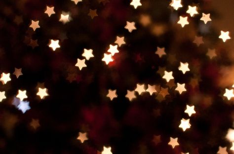 how to make star bokeh Background Cover Photo, Dark Academia Christmas, Christmas Desktop Wallpaper, Christmas Desktop, Star Light Star Bright, Star Photography, Nikon D3200, My Star, Star Light