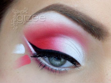 All eyes are on this peppermint-inspired makeup. #peppermint #beauty Red And White Makeup, Carnaval Make-up, White Eye Makeup, Christmas Makeup Look, Rave Makeup, White Makeup, Proper Skin Care, Red Makeup, White Eyes