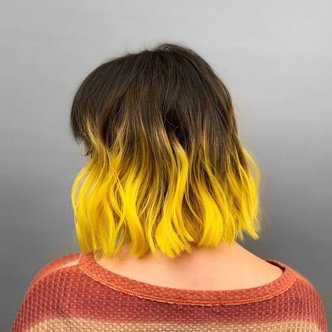 Yellow Hair Color, Dip Dye Hair, Color Balayage, Hair Color Streaks, Neon Hair, Balayage Color, Hair Streaks, Grunge Look, Trendy Hair Color