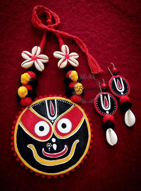 Jagannath Jewellery, Mdf Jewellery, Krishna Design, Diy Jewelry Set, Diy Necklace Making, Hand Painted Necklace, Diy Fabric Jewellery, Fabric Jewellery, Quilled Jewellery